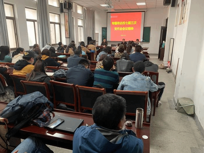 http://qfgc.ahau.edu.cn/__local/1/C5/C0/06842F91D4764302FC89D346B36_83E2479B_1B605.jpg
