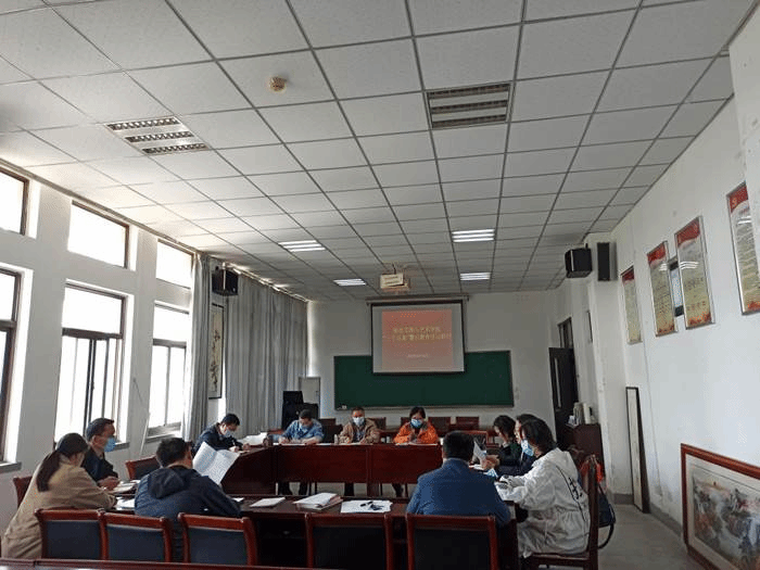 http://qfgc.ahau.edu.cn/__local/A/6C/E2/E50B8D4335D46D2109421910FF2_5B1DC140_19FF7.jpg