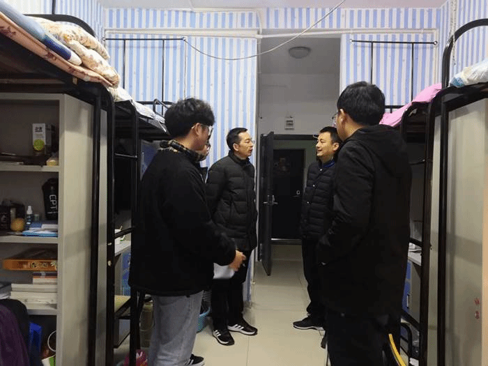 http://qfgc.ahau.edu.cn/__local/4/DB/64/2C36184CCB03DD2A23A580AC8F9_C349201D_15DA4.jpg