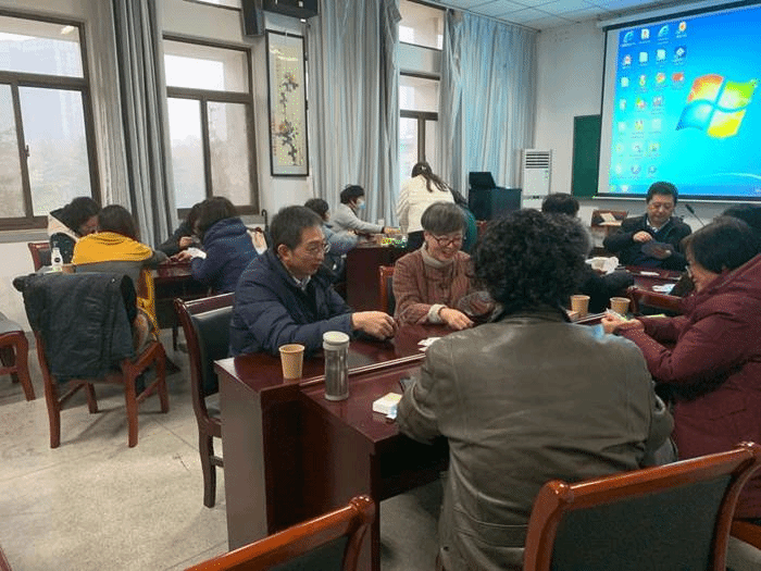 http://qfgc.ahau.edu.cn/__local/0/32/22/7123236BE527CB9B98D8B67A26F_7588BD58_1B96C.jpg