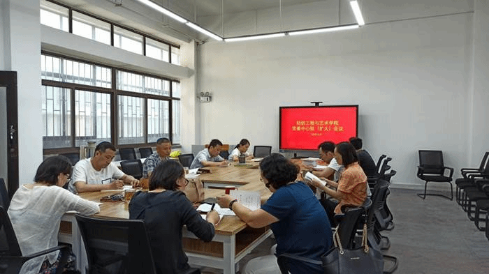 http://qfgc.ahau.edu.cn/__local/9/98/EB/AA3C5268F561194BE13D783367B_3A153BF3_14274.jpg